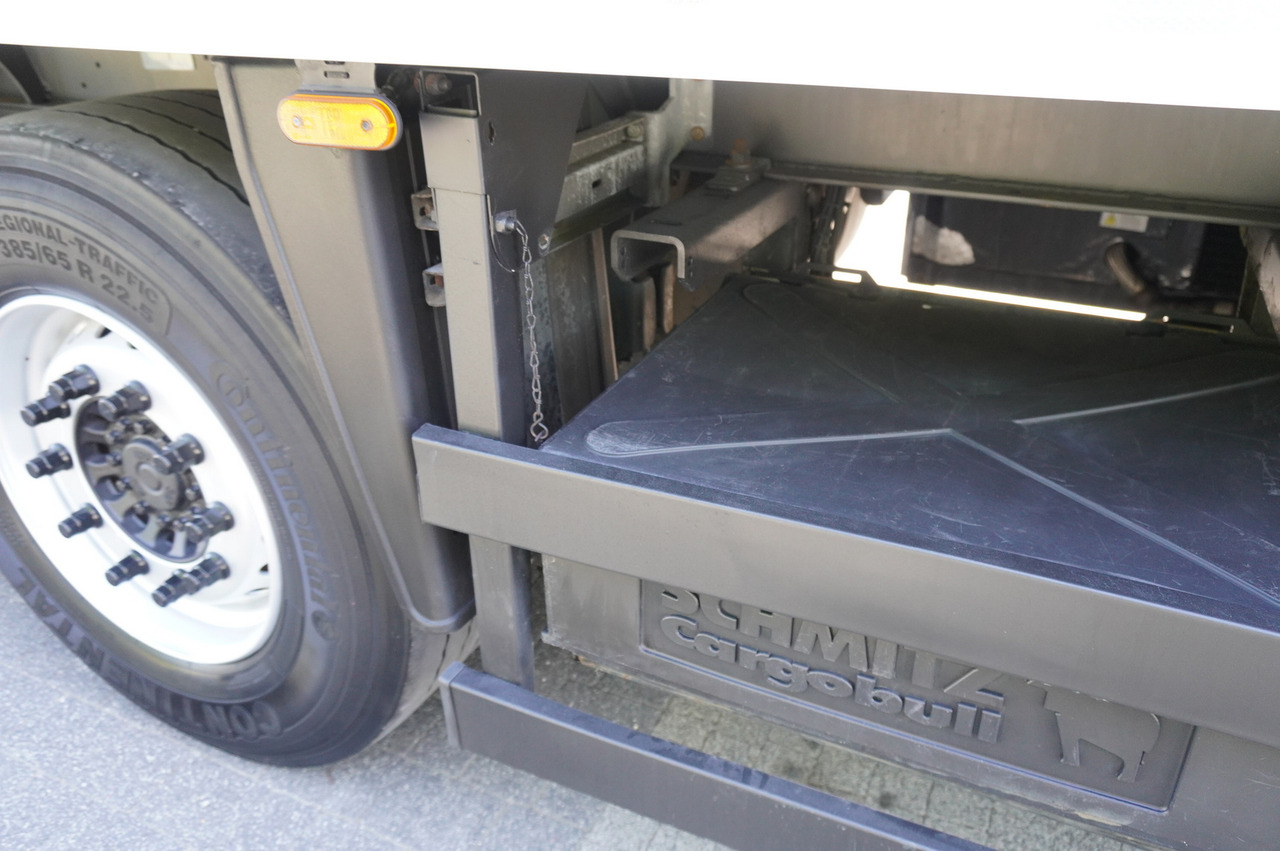 Xe tải đông lạnh VOLVO FH 440 E5 6×2 Schmitz Refrigerator – pass-through Set 38 pallets: hình 16