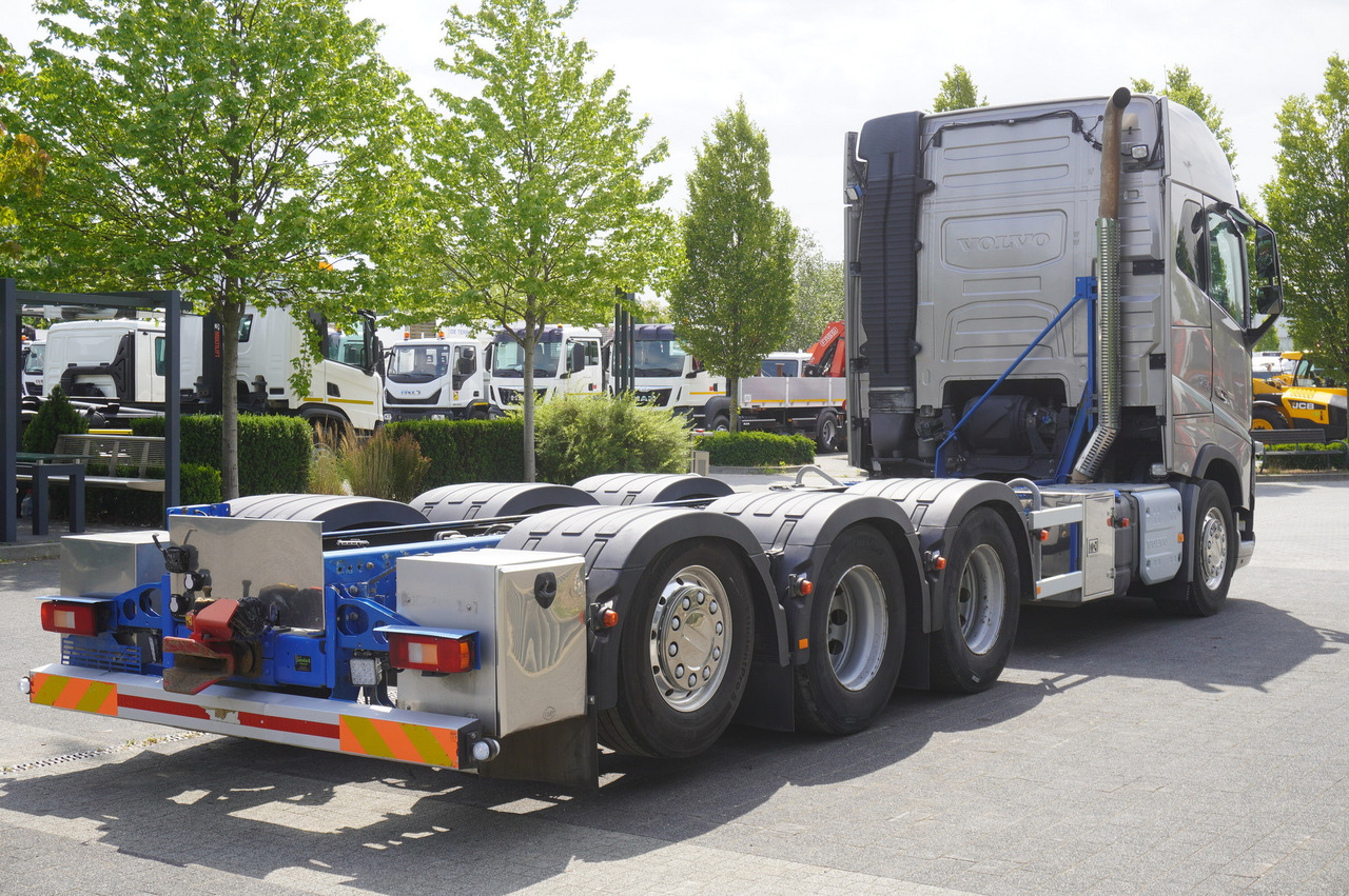 VOLVO FH16 750 8x4x4 / 750 HP! / Frame 685 cm / Steered 4th axle - Xe cẩu tự hành: hình 5 VOLVO FH16 750 8x4x4 / 750 HP! / Frame 685 cm / Steered 4th axle - Xe cẩu tự hành: hình 5