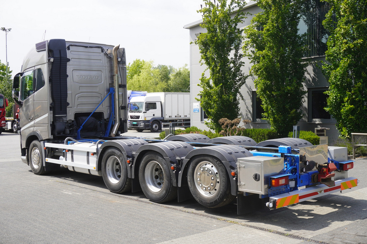 VOLVO Volvo FH16 750 8x4x4 / 750 HP! / Frame 685 cm / Steered 4th axle - Xe cẩu tự hành: hình 4 VOLVO Volvo FH16 750 8x4x4 / 750 HP! / Frame 685 cm / Steered 4th axle - Xe cẩu tự hành: hình 4