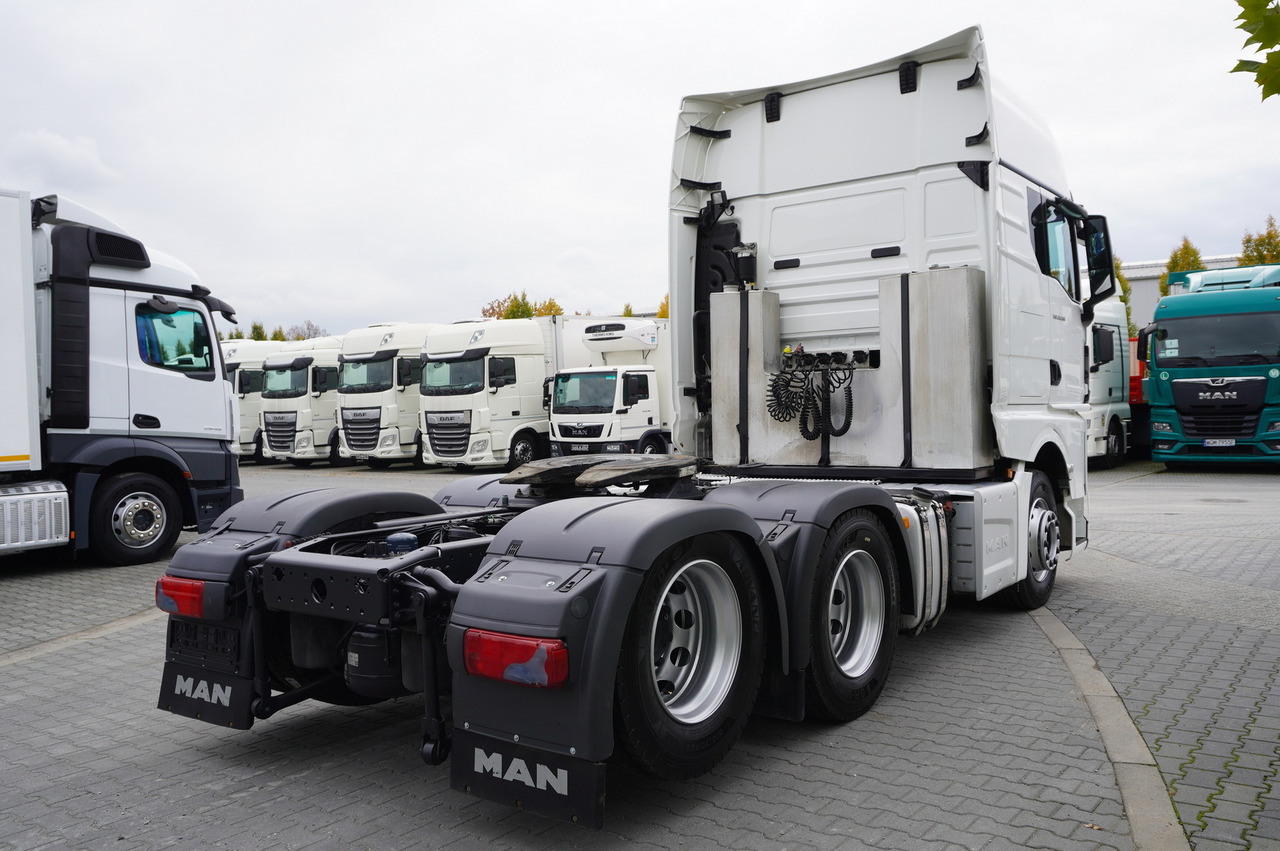 MAN TGX 28.510 6x2 / Sleeper cab / NEW tires / GVW 65 t - Xe đầu kéo: hình 4 MAN TGX 28.510 6x2 / Sleeper cab / NEW tires / GVW 65 t - Xe đầu kéo: hình 4