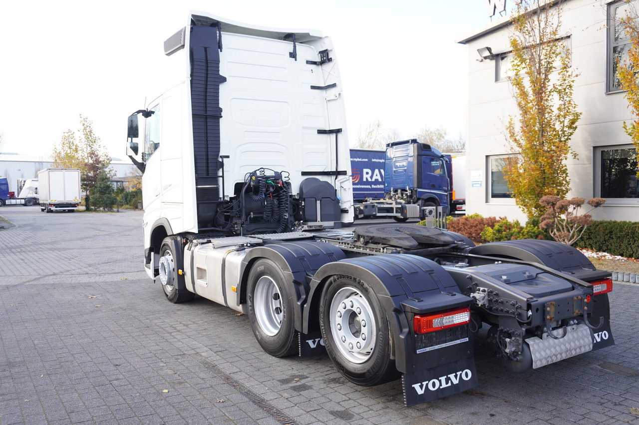 VOLVO FH 500 6x2 Globetrotter XL tractor unit / 2023 / 114 thousand km - Xe đầu kéo: hình 3 VOLVO FH 500 6x2 Globetrotter XL tractor unit / 2023 / 114 thousand km - Xe đầu kéo: hình 3