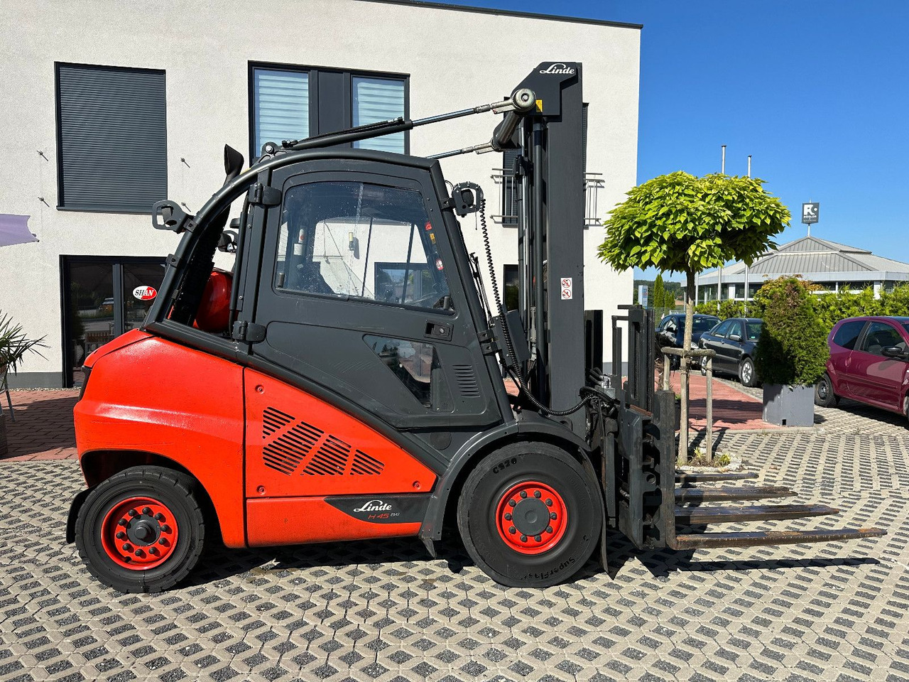 Linde H45T-02 Linde H45T-02 - Xe nâng gas: hình 1 Linde H45T-02 Linde H45T-02 - Xe nâng gas: hình 1