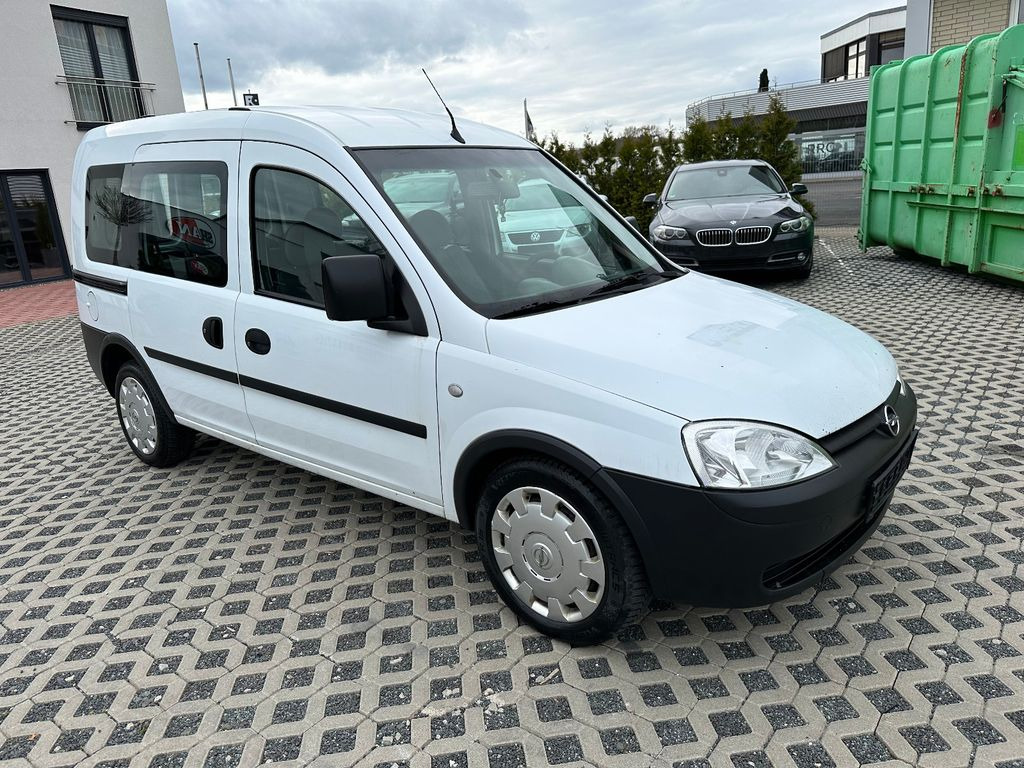 Opel Combo 1.4 TWINPORT ECOTEC Arizona - Xe van chở khách: hình 1 Opel Combo 1.4 TWINPORT ECOTEC Arizona - Xe van chở khách: hình 1