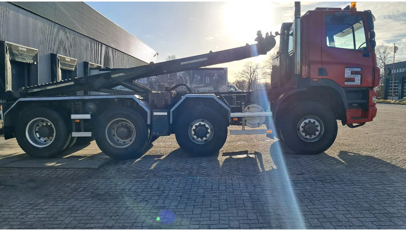 Ginaf X 4345 TSV 8X6 - Xe tải hệ thống cáp: hình 4 Ginaf X 4345 TSV 8X6 - Xe tải hệ thống cáp: hình 4