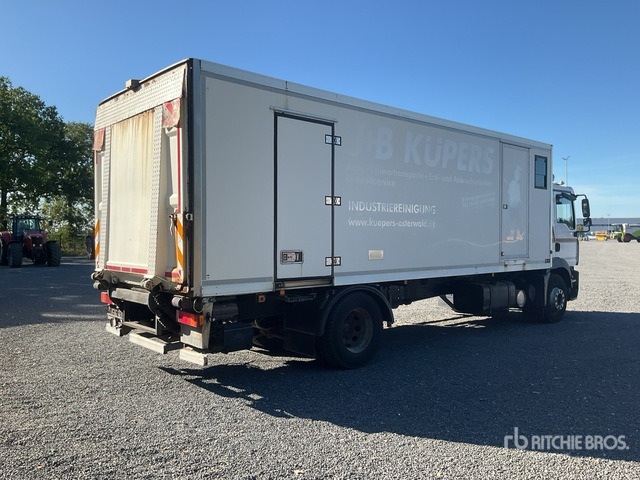 2006 MAN TGM 18.240 4x2 (Inoperable) Van Truck - Xe van chở hàng: hình 4 2006 MAN TGM 18.240 4x2 (Inoperable) Van Truck - Xe van chở hàng: hình 4