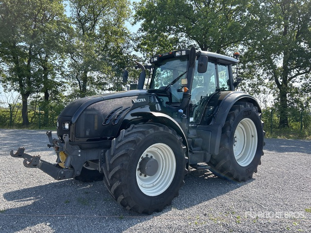 2012 Valtra T213 4WD Tractor - Máy cày: hình 1 2012 Valtra T213 4WD Tractor - Máy cày: hình 1