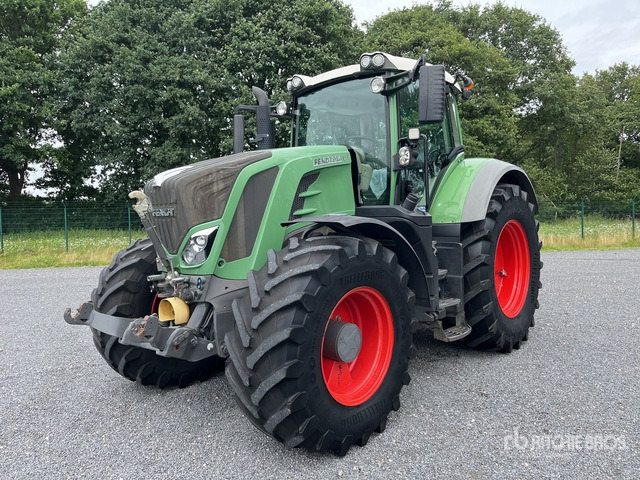 2014 Fendt 824 Vario Profi Plus 4WD Tractor - Máy cày: hình 2 2014 Fendt 824 Vario Profi Plus 4WD Tractor - Máy cày: hình 2