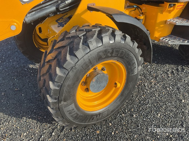 2016 JCB TM 220 Wheel Loader - Máy xúc lật bánh lốp: hình 5 2016 JCB TM 220 Wheel Loader - Máy xúc lật bánh lốp: hình 5