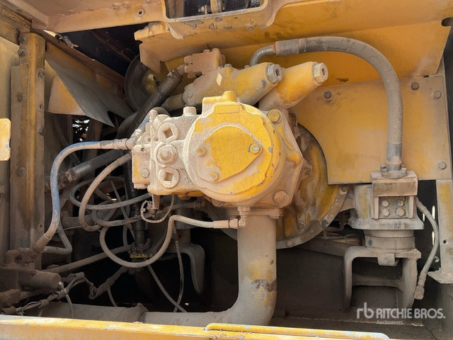 2000 Komatsu PC340NLC Tracked Excavator - Máy xúc bánh xích: hình 5 2000 Komatsu PC340NLC Tracked Excavator - Máy xúc bánh xích: hình 5