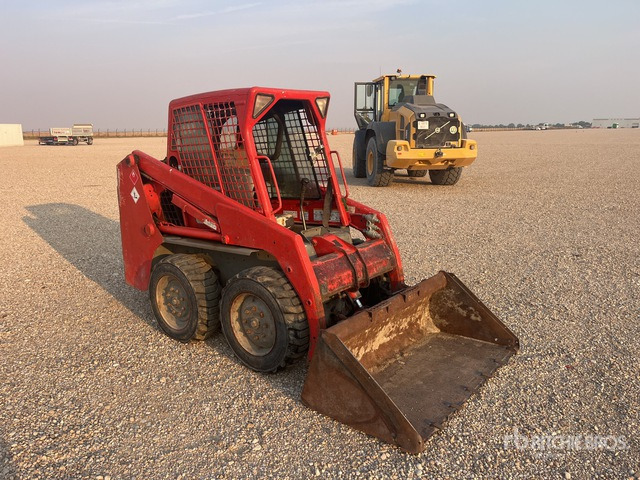 2007 Bobcat S130 (Inoperable) Skid Steer Loader - Máy xúc lật đa năng: hình 4 2007 Bobcat S130 (Inoperable) Skid Steer Loader - Máy xúc lật đa năng: hình 4