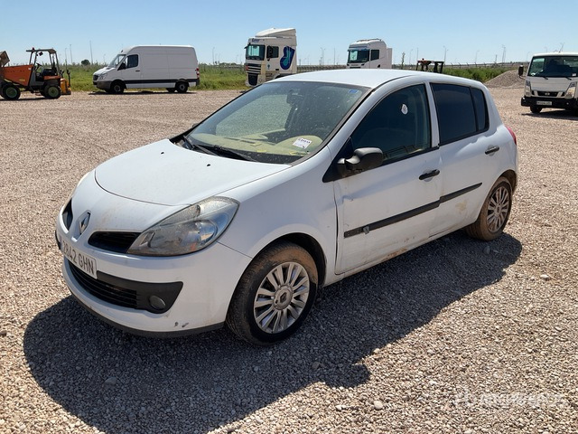 2008 Renault Clio 1.5D (Inoperable) Automobile - Xe hơi: hình 1 2008 Renault Clio 1.5D (Inoperable) Automobile - Xe hơi: hình 1