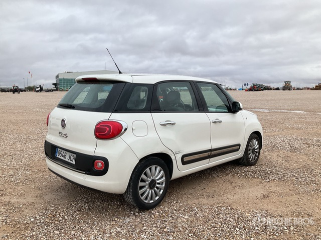 2014 Fiat 500 500L 1.3 JTD Automobile - Xe hơi: hình 3 2014 Fiat 500 500L 1.3 JTD Automobile - Xe hơi: hình 3
