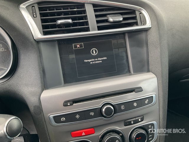 2015 Citroen C4 BlueHDI Automobile - Xe hơi: hình 4 2015 Citroen C4 BlueHDI Automobile - Xe hơi: hình 4