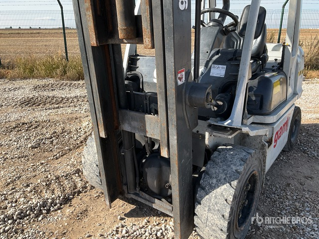 2015 Nissan YG1D2A32Q Forklift - Xe nâng diesel: hình 4 2015 Nissan YG1D2A32Q Forklift - Xe nâng diesel: hình 4
