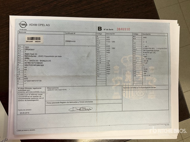 2015 Opel Astra Automobile - Xe hơi: hình 2 2015 Opel Astra Automobile - Xe hơi: hình 2