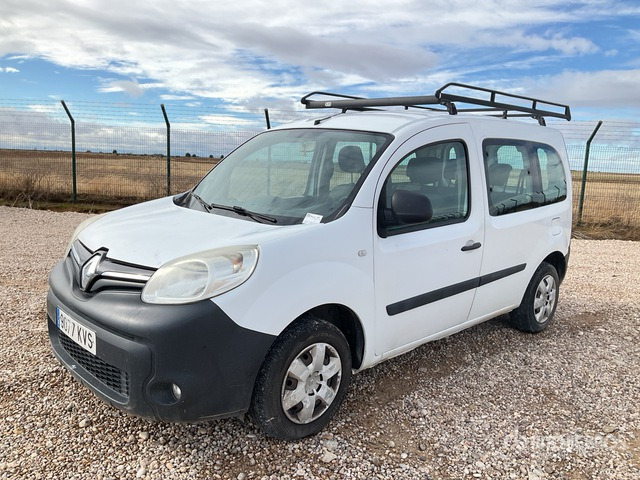 2019 Renault Kangoo Combi Passenger Van - Xe bus mini, Xe van chở khách: hình 1 2019 Renault Kangoo Combi Passenger Van - Xe bus mini, Xe van chở khách: hình 1