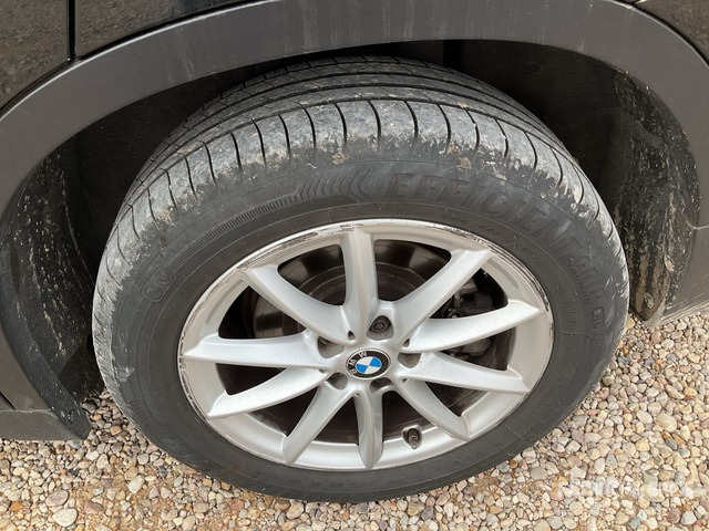 2020 BMW X1 20 XDrive Automobile - Xe hơi: hình 4 2020 BMW X1 20 XDrive Automobile - Xe hơi: hình 4