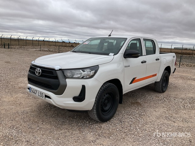 2021 Toyota Hilux Pickup - Xe bán tải: hình 1 2021 Toyota Hilux Pickup - Xe bán tải: hình 1