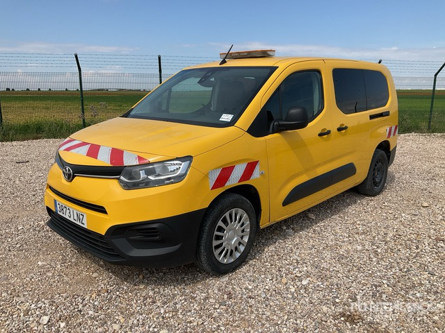 2021 Toyota Proace City Verso 5 Passenger Van - Xe bus mini, Xe van chở khách: hình 1 2021 Toyota Proace City Verso 5 Passenger Van - Xe bus mini, Xe van chở khách: hình 1