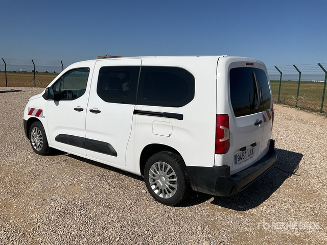 2022 Toyota Proace City Verso 5 Passenger Van - Xe bus mini, Xe van chở khách: hình 3 2022 Toyota Proace City Verso 5 Passenger Van - Xe bus mini, Xe van chở khách: hình 3