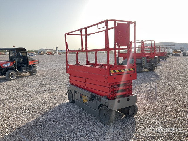 Haulotte Compact 10N Scissor Lift - Máy nâng người hình kéo: hình 4 Haulotte Compact 10N Scissor Lift - Máy nâng người hình kéo: hình 4