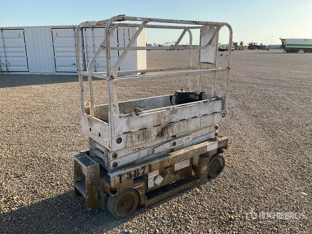 Haulotte Optimum 8 Scissor Lift - Máy nâng người hình kéo: hình 2 Haulotte Optimum 8 Scissor Lift - Máy nâng người hình kéo: hình 2