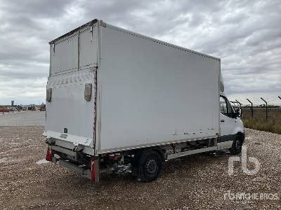 MERCEDES-BENZ SPRINTER 4x2 - Xe tải hộp: hình 3 MERCEDES-BENZ SPRINTER 4x2 - Xe tải hộp: hình 3