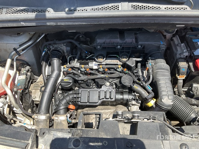 2020 Toyota Proace City Verso 5 Passenger Van - Xe tải nhỏ: hình 5 2020 Toyota Proace City Verso 5 Passenger Van - Xe tải nhỏ: hình 5