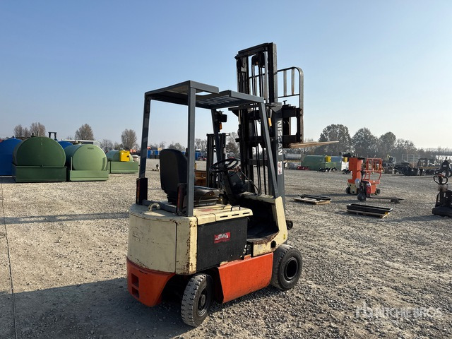1999 Nissan FP01L15U Electric Forklift - Xe nâng điện: hình 3 1999 Nissan FP01L15U Electric Forklift - Xe nâng điện: hình 3