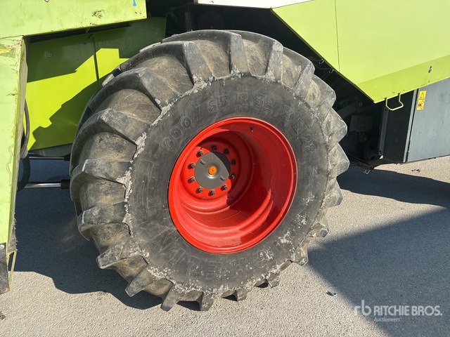 2002 Claas Lexion 470 Combine Harvester - Máy gặt đập: hình 4 2002 Claas Lexion 470 Combine Harvester - Máy gặt đập: hình 4