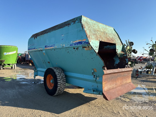 2004 Storti Labrador 160 Feed Wagon - Xe trộn thức ăn gia súc: hình 2 2004 Storti Labrador 160 Feed Wagon - Xe trộn thức ăn gia súc: hình 2