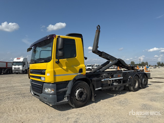 2007 DAF CF85 6x2 Roll-Off Truck - Xe tải nâng móc: hình 2 2007 DAF CF85 6x2 Roll-Off Truck - Xe tải nâng móc: hình 2