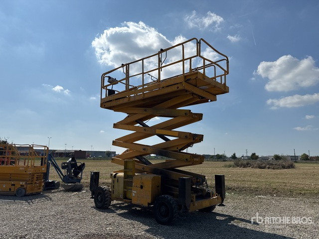 2007 Haulotte H18SX Diesel Scissor Lift - Máy nâng người hình kéo: hình 3 2007 Haulotte H18SX Diesel Scissor Lift - Máy nâng người hình kéo: hình 3