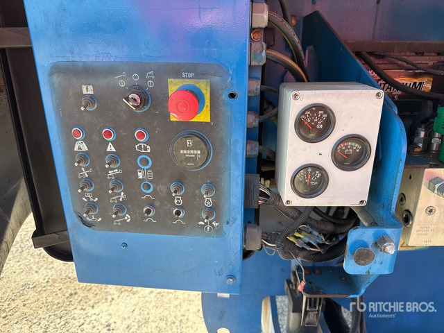 Xe nâng người hình viễn vọng kính 2008 Genie S-65 Piattaforma monobraccio: hình 6
