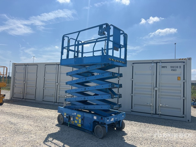 2010 Genie GS-3246 Electric Scissor Lift - Máy nâng người hình kéo: hình 2 2010 Genie GS-3246 Electric Scissor Lift - Máy nâng người hình kéo: hình 2
