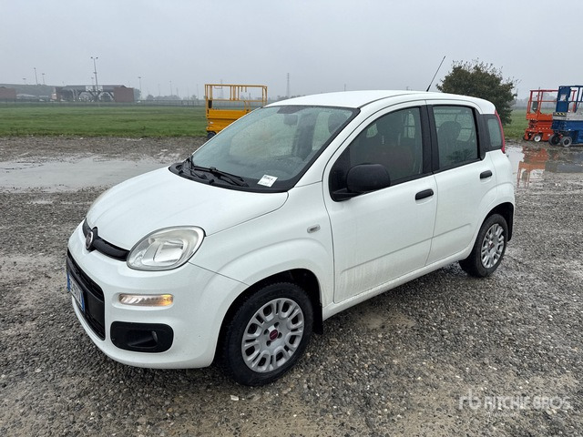 2013 Fiat Panda Automobile - Xe hơi: hình 1 2013 Fiat Panda Automobile - Xe hơi: hình 1