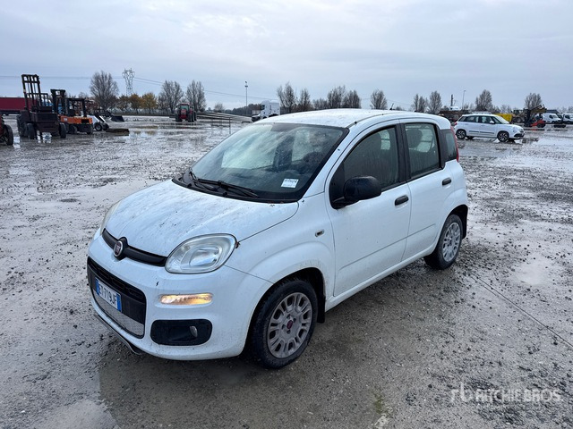 2013 Fiat Panda Automobile - Xe hơi: hình 1 2013 Fiat Panda Automobile - Xe hơi: hình 1