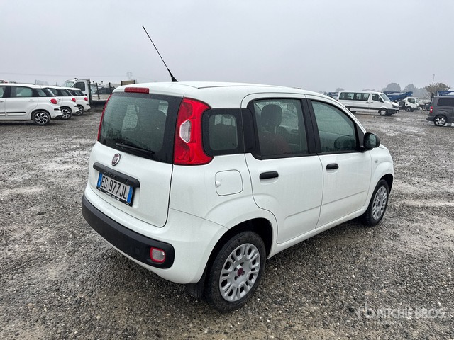 2013 Fiat Panda Automobile - Xe hơi: hình 3 2013 Fiat Panda Automobile - Xe hơi: hình 3