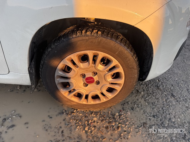 2014 Fiat Panda Automobile - Xe hơi: hình 4 2014 Fiat Panda Automobile - Xe hơi: hình 4