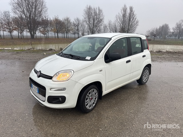 2014 Fiat Panda Automobile - Xe hơi: hình 1 2014 Fiat Panda Automobile - Xe hơi: hình 1