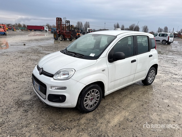 2014 Fiat Panda Automobile - Xe hơi: hình 1 2014 Fiat Panda Automobile - Xe hơi: hình 1