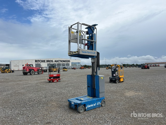2015 Genie GR-12 Vertical Mast Lift - Máy nâng người thẳng đứng: hình 1 2015 Genie GR-12 Vertical Mast Lift - Máy nâng người thẳng đứng: hình 1