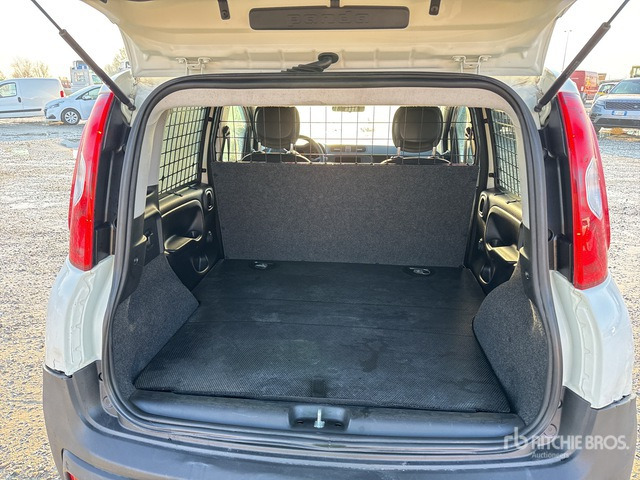 2016 Fiat Panda 1.3 MJT 80CV SES POP Van Truck - Xe tải hộp: hình 4 2016 Fiat Panda 1.3 MJT 80CV SES POP Van Truck - Xe tải hộp: hình 4