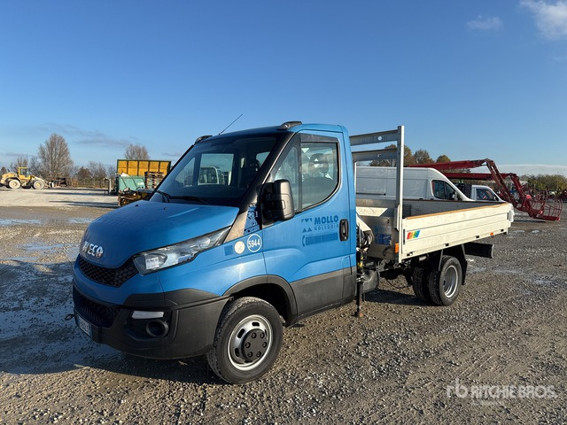 2016 Iveco 35C11 2016 Bonfiglioli P2300 L/2SI on ... Flatbed Truck with Crane - Xe tải nhỏ phẳng: hình 1 2016 Iveco 35C11 2016 Bonfiglioli P2300 L/2SI on ... Flatbed Truck with Crane - Xe tải nhỏ phẳng: hình 1