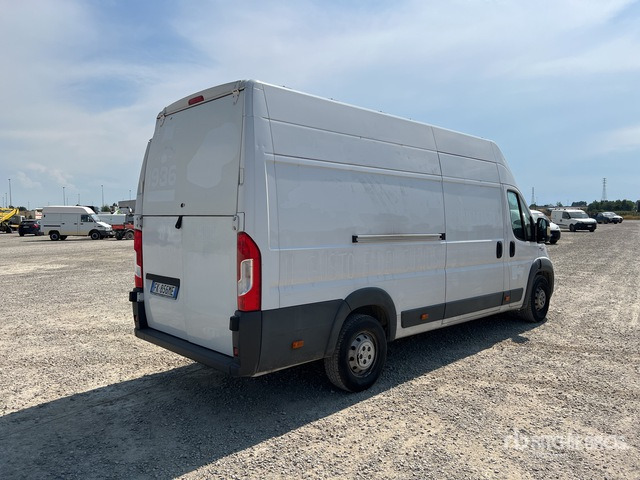 2017 Fiat Ducato MAXI 35 XLH3 2.3 MULTIJET 130CV 6M Van Truck - Xe van chở hàng: hình 4 2017 Fiat Ducato MAXI 35 XLH3 2.3 MULTIJET 130CV 6M Van Truck - Xe van chở hàng: hình 4