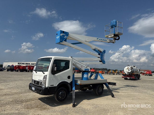 2017 Nissan Cabstar Cabstar 35.12 2016 Socage DA 320 20 m on Bucket Truck - Nền bục trên không gắn trên xe tải: hình 2 2017 Nissan Cabstar Cabstar 35.12 2016 Socage DA 320 20 m on Bucket Truck - Nền bục trên không gắn trên xe tải: hình 2
