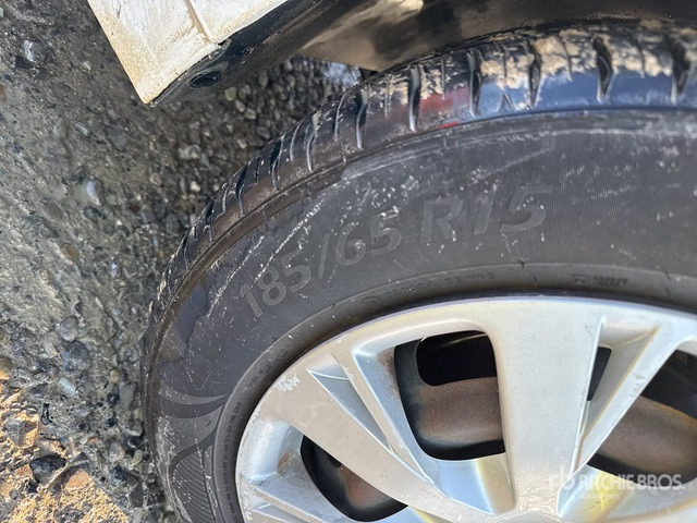 2017 Peugeot 208 BERLINA MIX BLUEHDI Automobile - Xe hơi: hình 5 2017 Peugeot 208 BERLINA MIX BLUEHDI Automobile - Xe hơi: hình 5