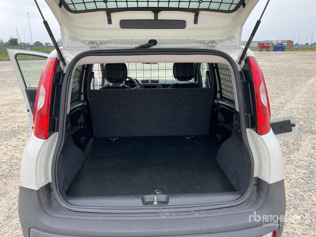 2019 Fiat Panda 1.2 69CV VAN EURO 6DT POP Van Truck - Xe van nhỏ gọn: hình 4 2019 Fiat Panda 1.2 69CV VAN EURO 6DT POP Van Truck - Xe van nhỏ gọn: hình 4
