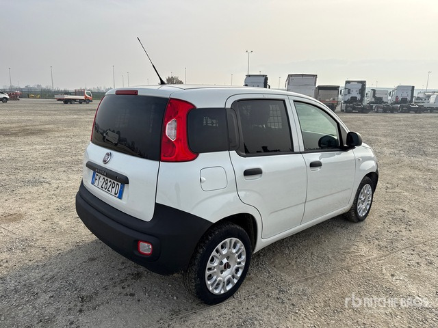 2019 Fiat Panda Van Truck - Xe tải hộp: hình 3 2019 Fiat Panda Van Truck - Xe tải hộp: hình 3