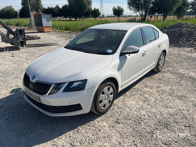 2019 Skoda Octavia (Inoperable) Automobile - Xe hơi: hình 4 2019 Skoda Octavia (Inoperable) Automobile - Xe hơi: hình 4
